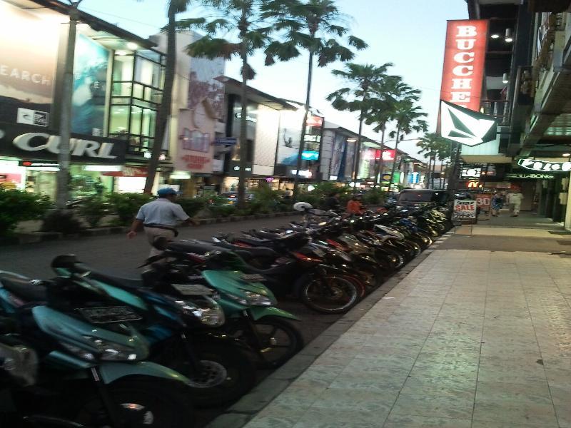 Legian Vilarisi Hotel מראה חיצוני תמונה
