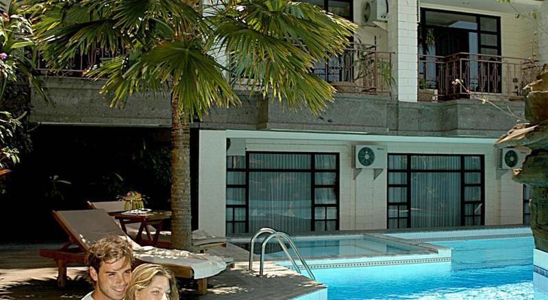 Legian Vilarisi Hotel מראה חיצוני תמונה